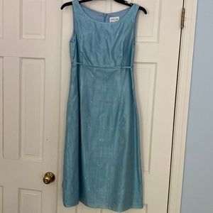 Sleeveless silk spring dress